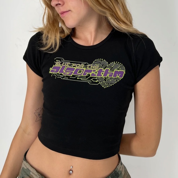 Never Worn H4C Black Graphic Cropped Baby Tee - Picture 4 of 8